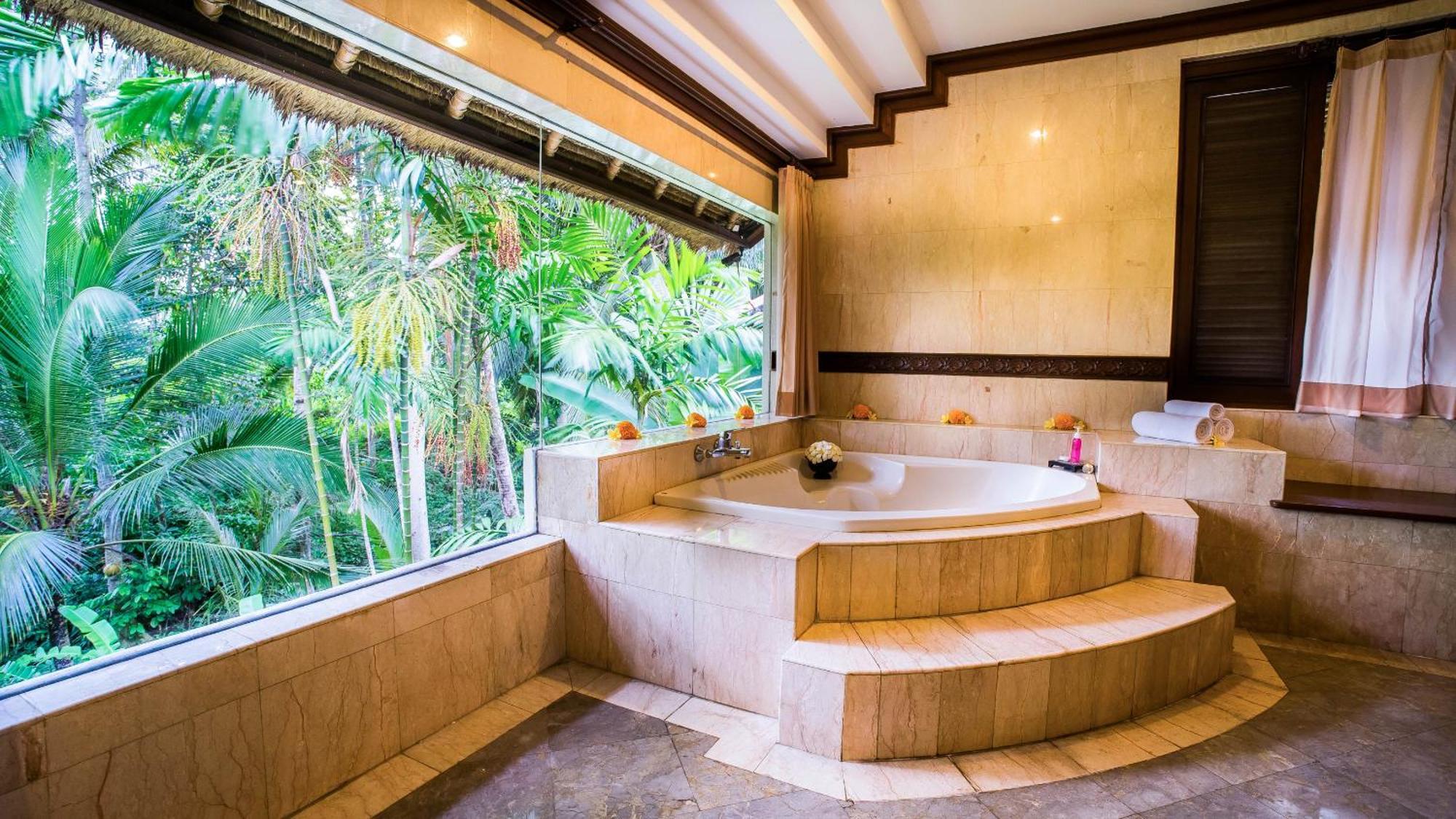 Luxury Suite