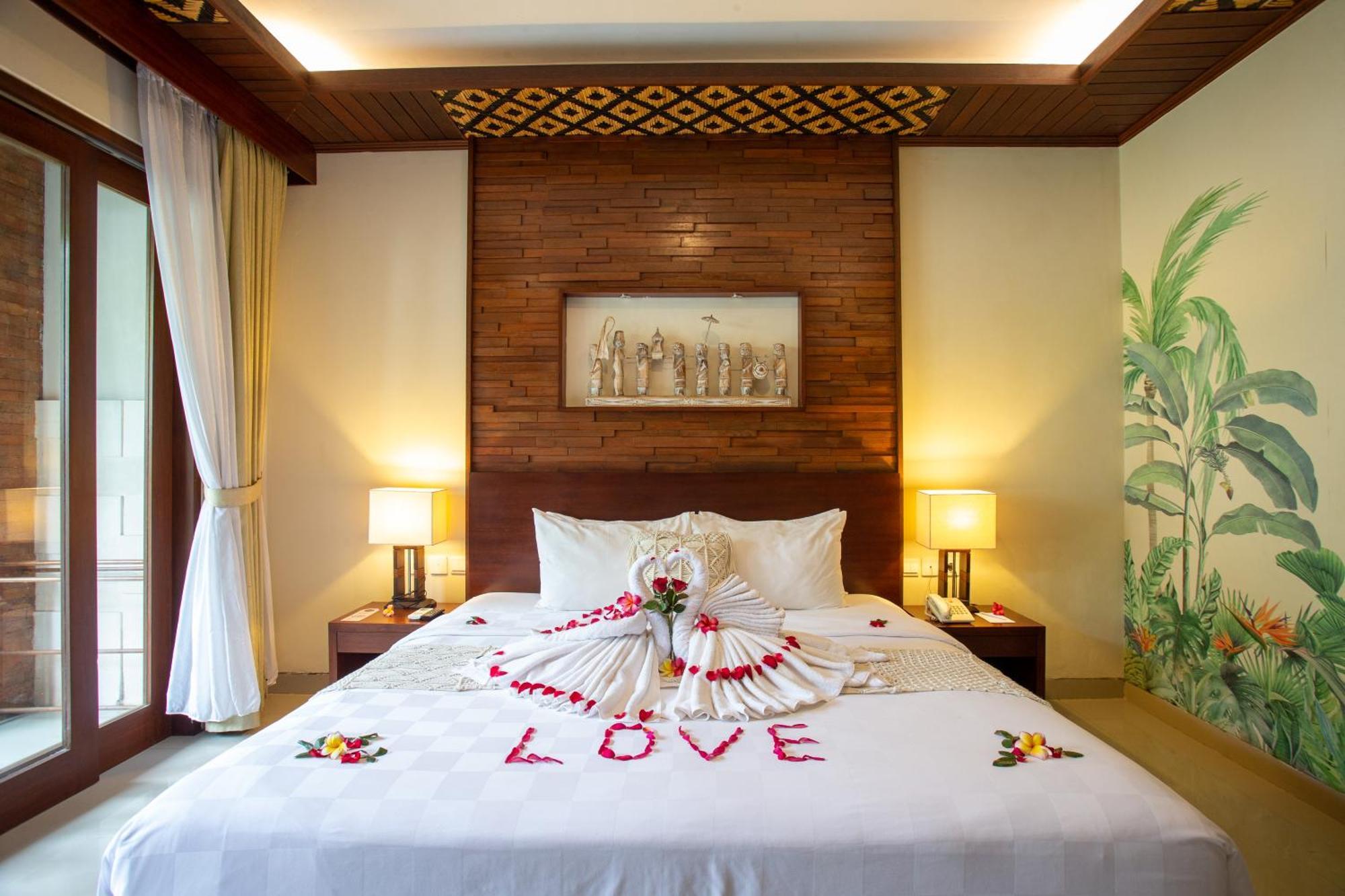 Super Deluxe Double Room Pool View