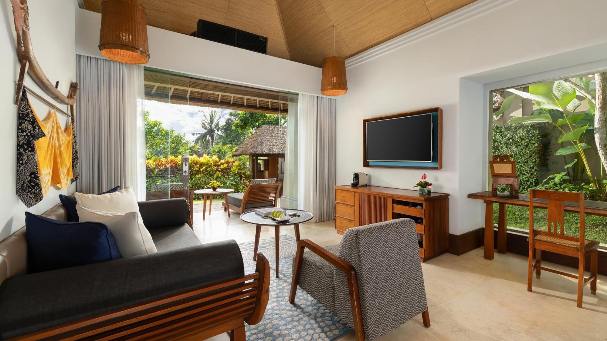 Heavenly Jacuzzi Villa Butler Service Twin Bed