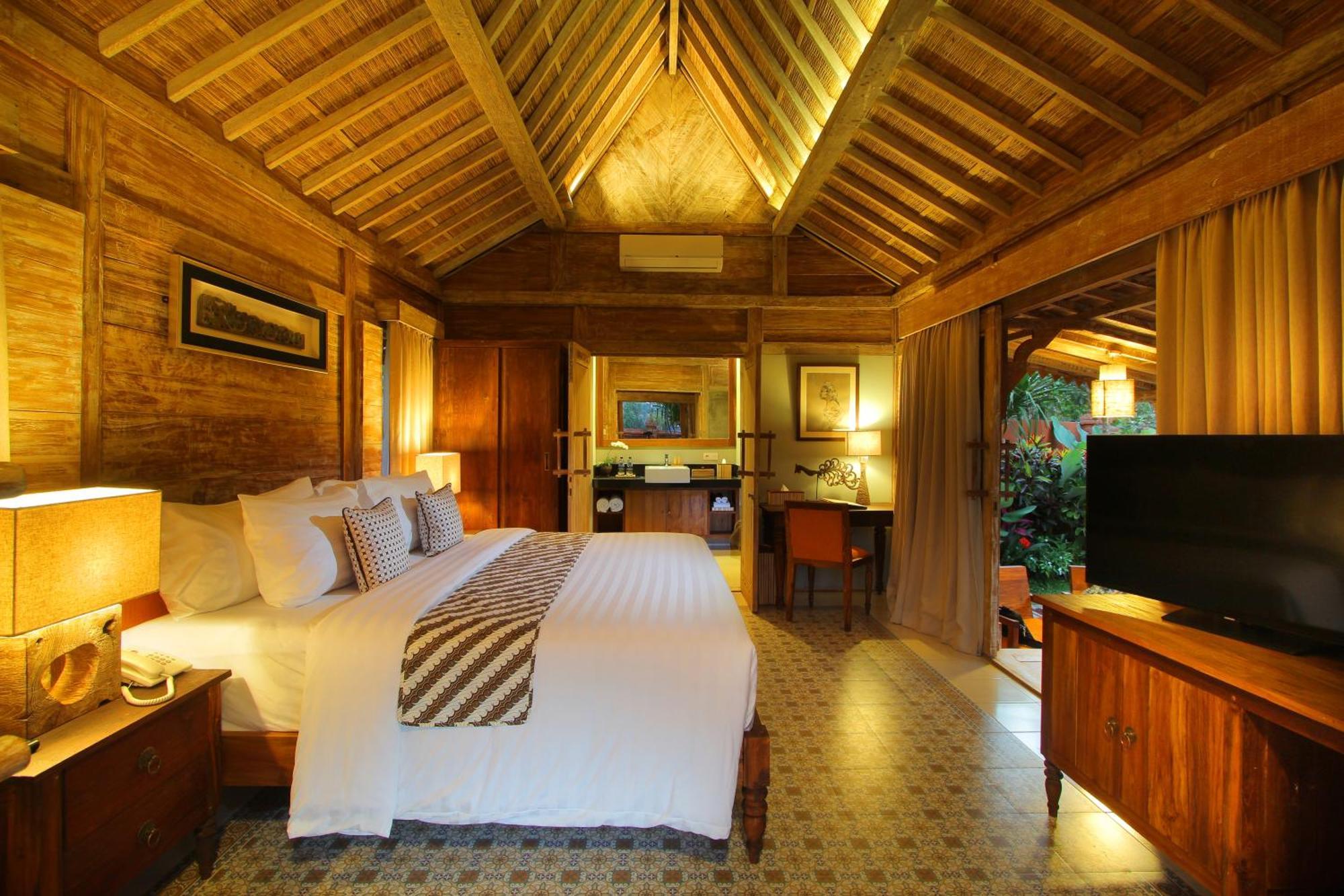 Joglo One-Bedroom Villa Private Pool